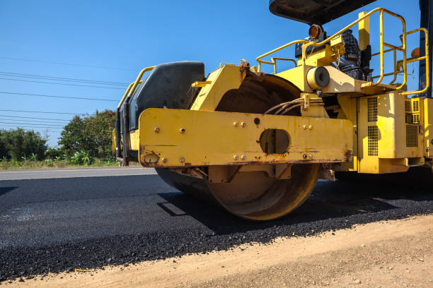 Best Commercial Driveway Pavers  in Momence, IL